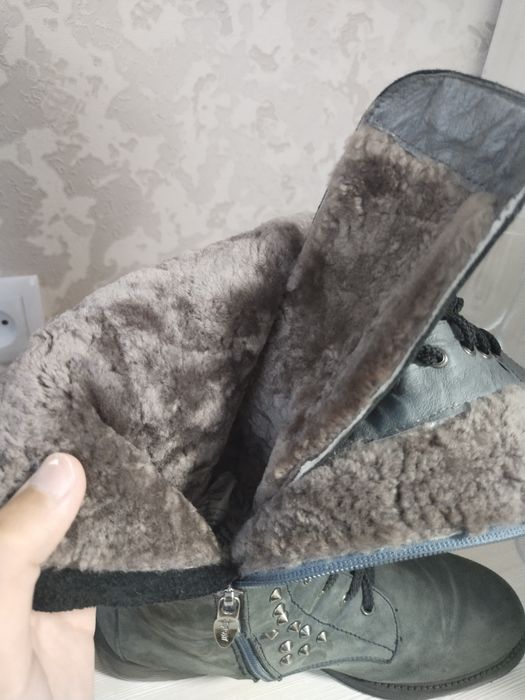 Продам зимние сапоги 40р