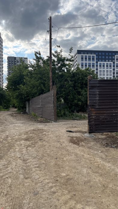 Сдам дом и территорию первая линия