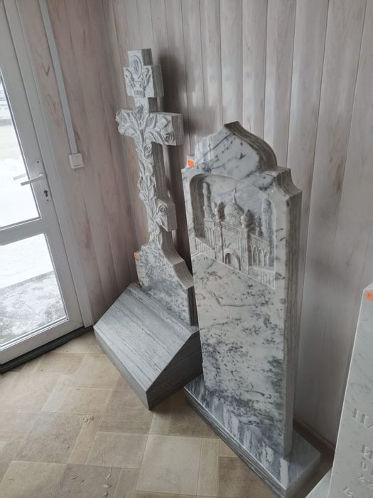 Изготовление памятников и укладка плитки