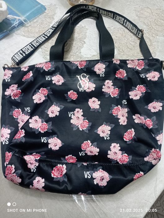 Женские сумки  Очень удобные