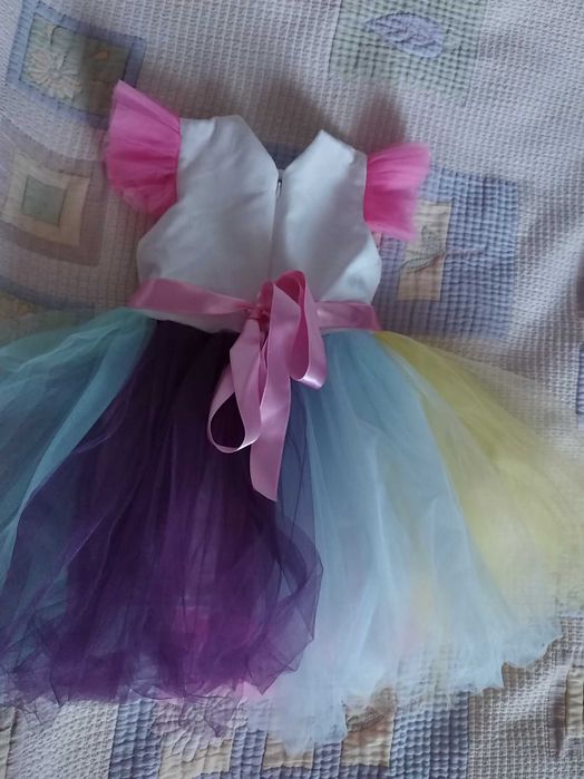 Прекрасна рокля 5 г.