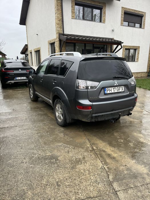 Vand sau schimb Mitsubishi Outlander