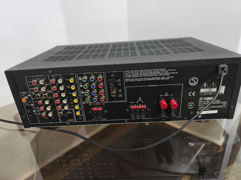 Yamaha RX V-359 Ampituner