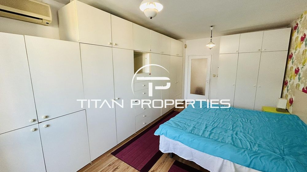 Дава се под наем Тристаен апартамент в Бургас, Център - 86 кв.м за 561 € - Снимка #3