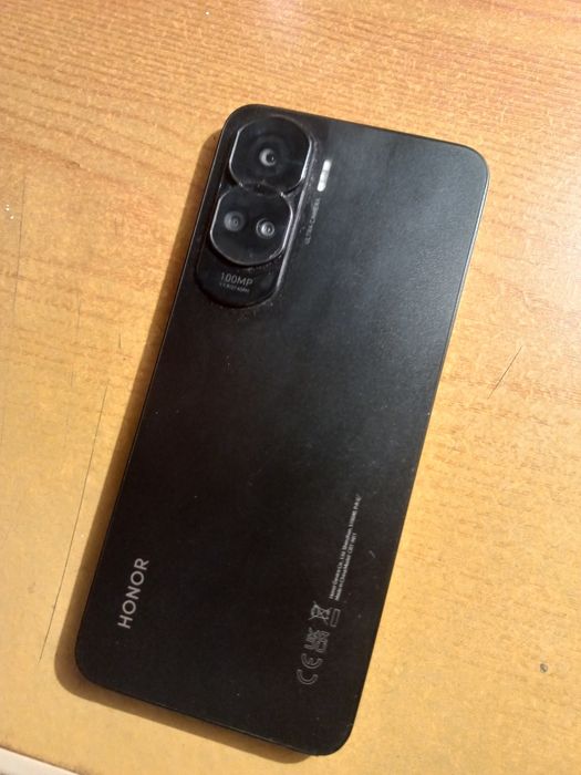 Телефон Honor 90 lite