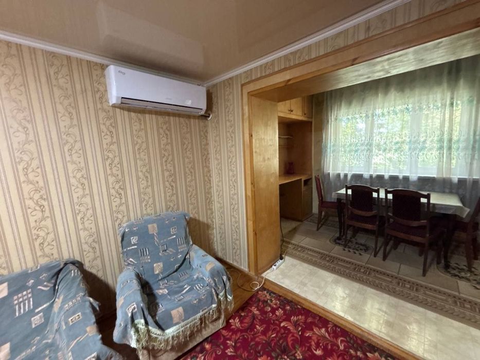 Буз базар. Метро Буюк Ипак Йули. БИЙ. Продам 2 ком квартиру у метро