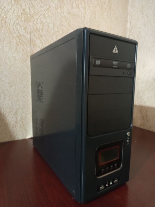 Продаю компьютер для работы и игр
