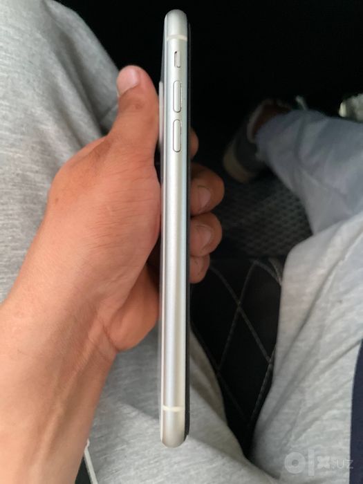 Iphone 11 sotiladi