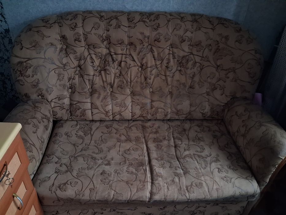 Диван, расклданой