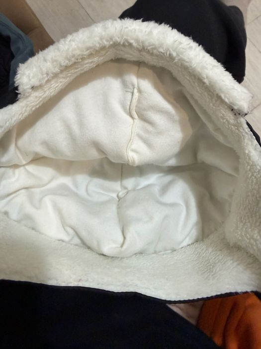 Продам детскую шапку Lassie