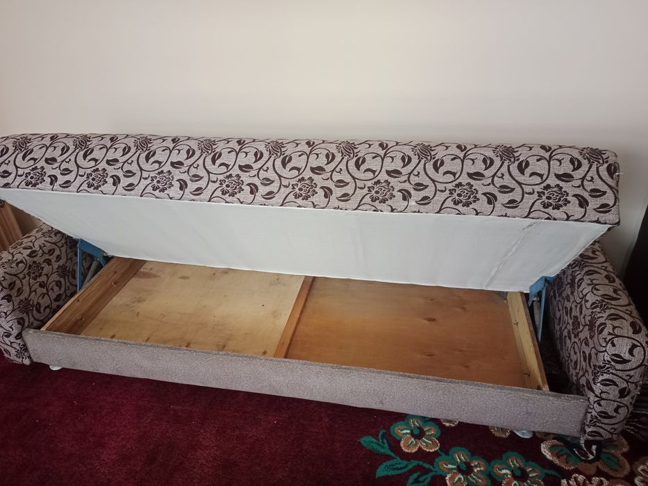 Продается диван к