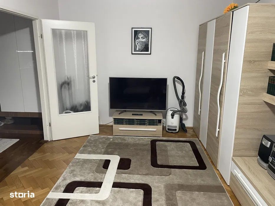 Central - Inchiriere apartament 2 camere - B-dul 1 Decembrie 1918 — fotografia 1