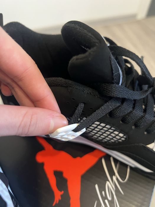 Jordan 4 White Thunder (40-41-42-43-44-45)