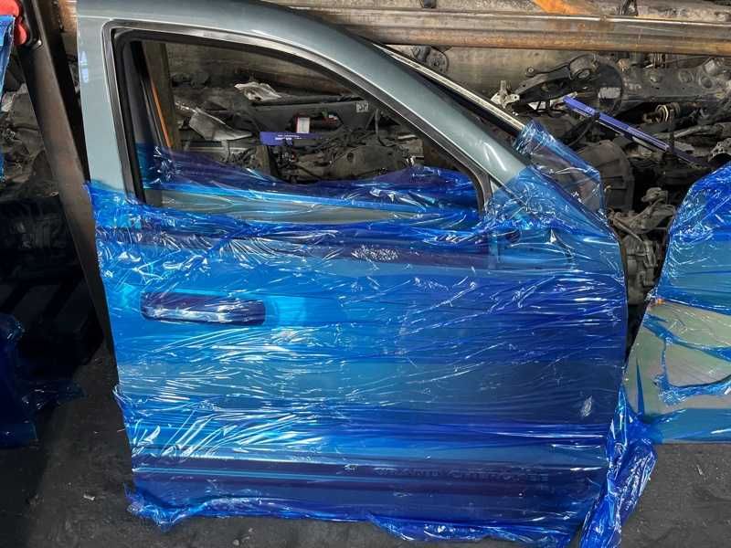 Дверь Jeep Grand Cherokee WH/WK