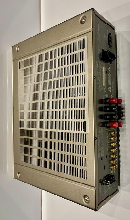 Vand amplificator Denon DRA-1000