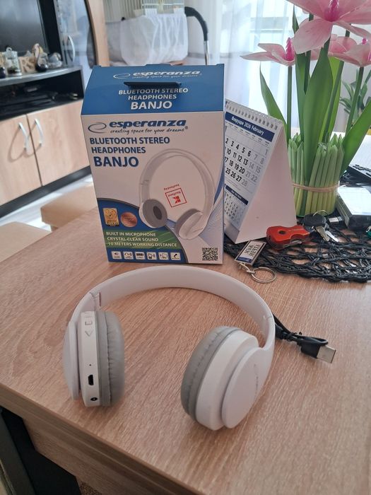 продавам слушалки за bluetooth