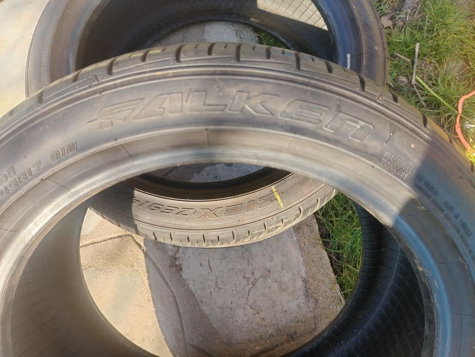 Гуми два броя 225 /45/17