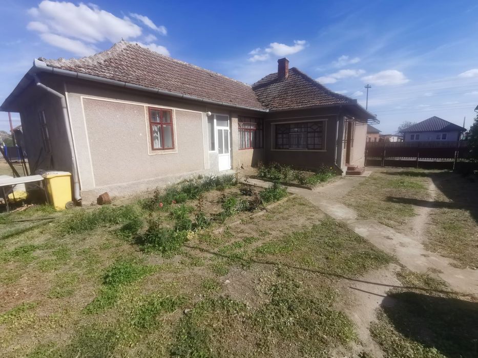 Casa de vanzare