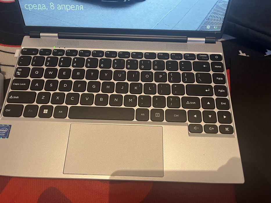 Ноутбук сатылады