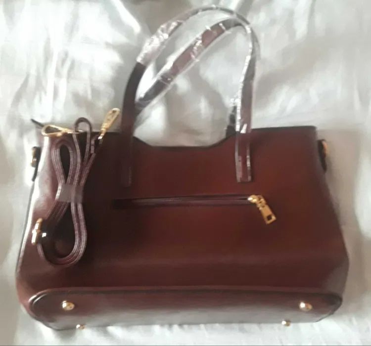 Poșetă damă nouă