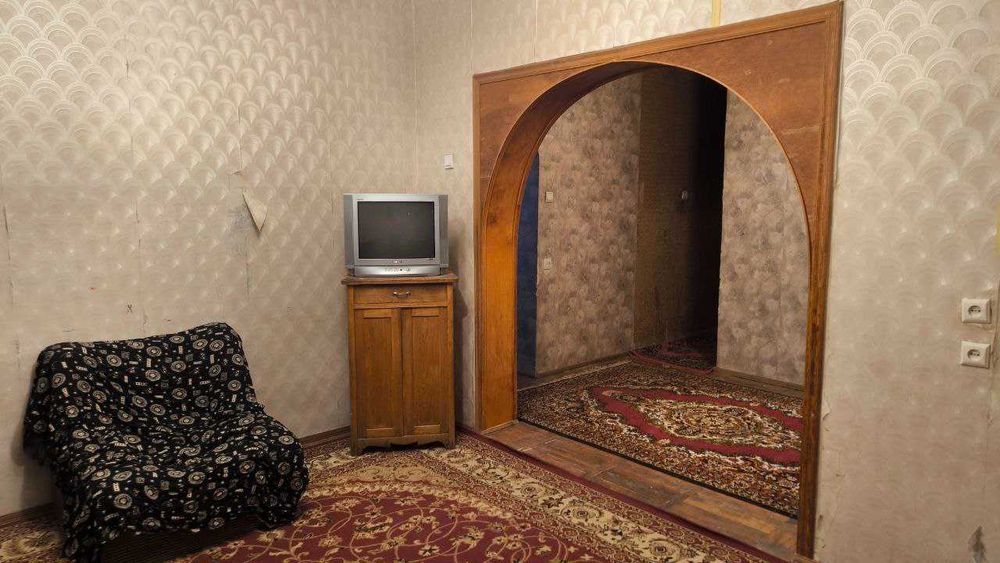 Продажа квартиры 3х комнатной.  Адрес: Юнусабад 2 квартал.