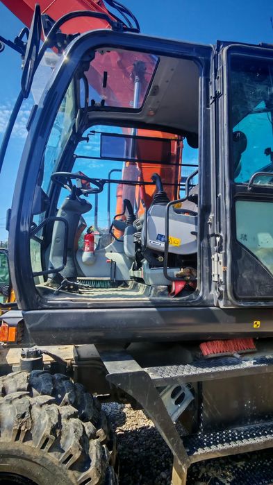 Hitachi ZX140W-6 2021 – 1100h – ANVELOPE NOI – OCAZIE