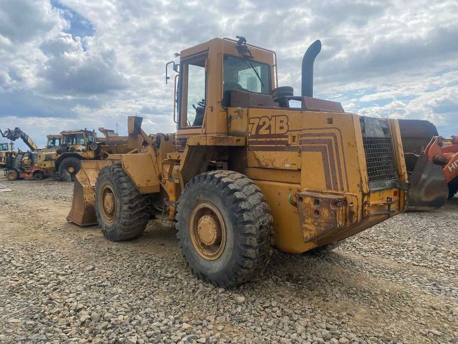 Motor incarcator frontal vola Case 721B piese