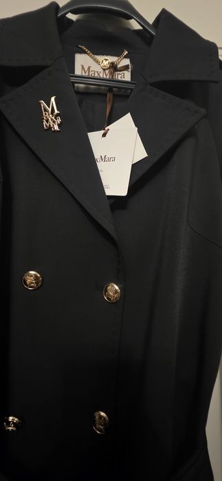 Palton Max Mara .nou superb de primavara masura 38