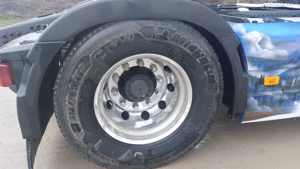 VOLVO FH 460 I-Save Design spectaculos ediție pentru pasionați 59000E