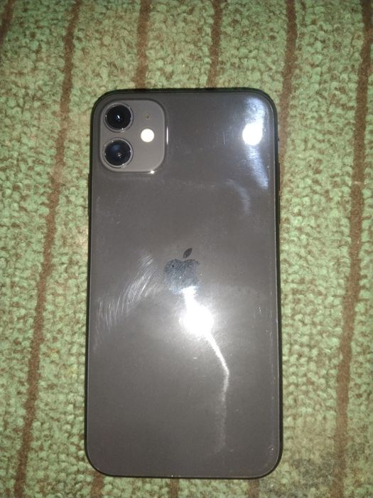 Iphone 11 xotira:64gb. Yomkst:78%