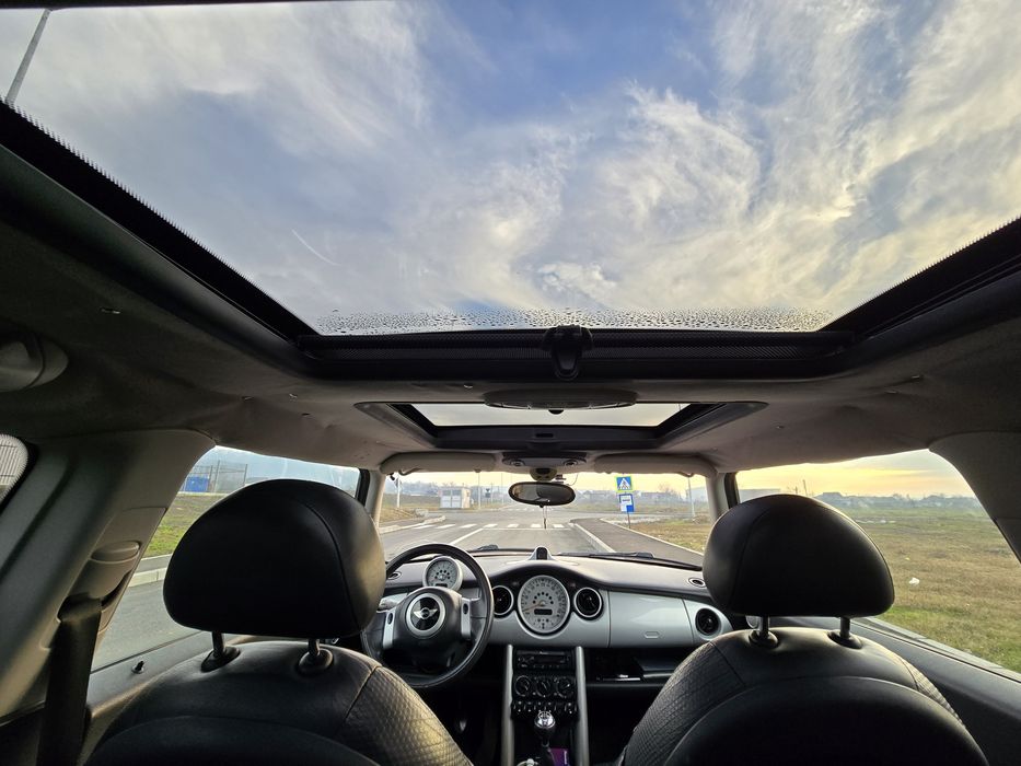 MINI Cooper R50 Chili Red