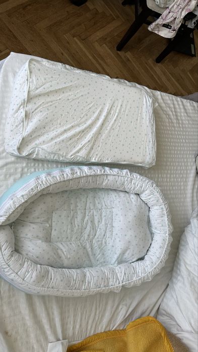 Гнездо за бебе, подходящо от 0-6 м.