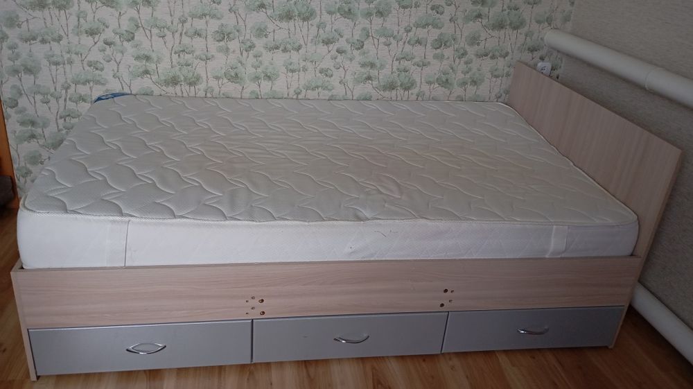 Кровать полуторка