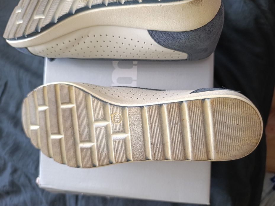Pantofi/sandale măr.38