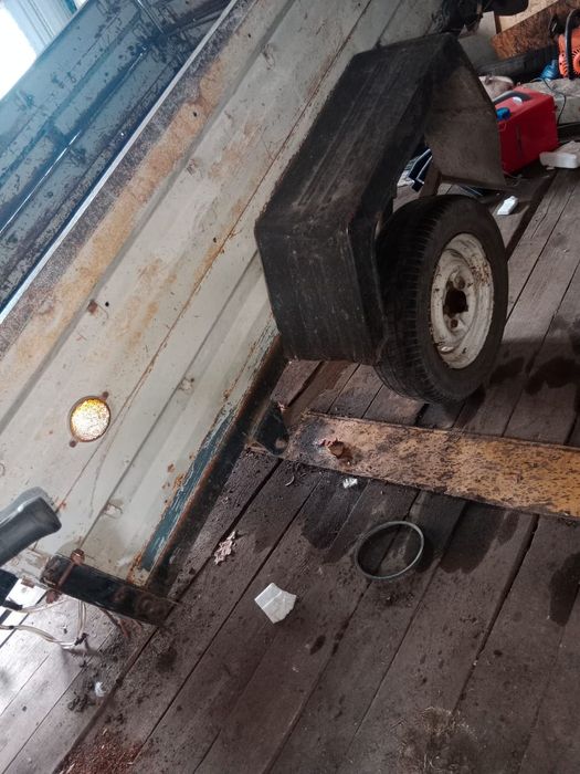 Продам прицеп КМЗ