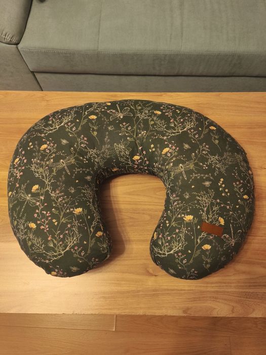 Възглавница за кърмене