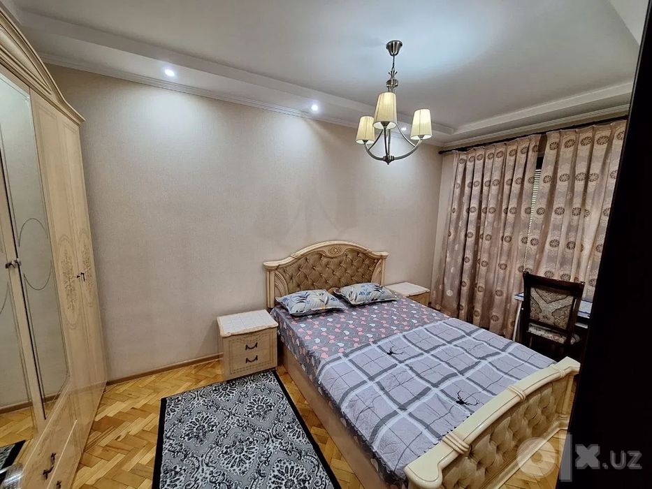 Сдаётся 3-комн метро Айбек, 70 м²