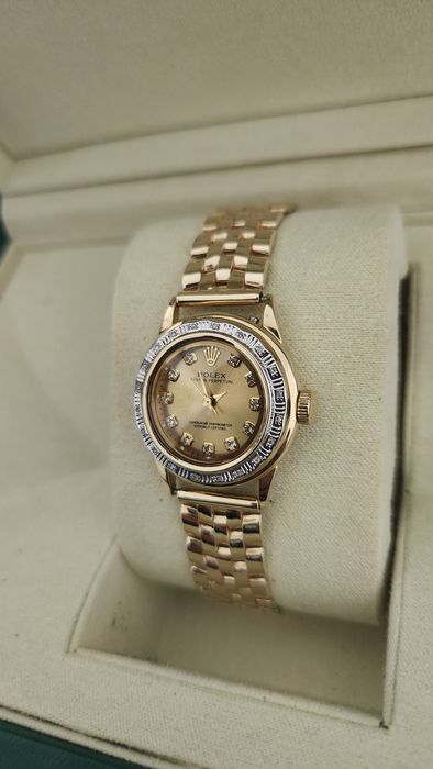 Золотые женские часы Rolex