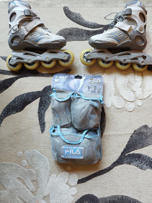 Продам роликовые коньки