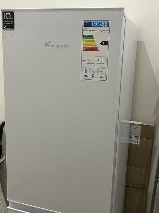 Холодильник двухкамерный Almagreen