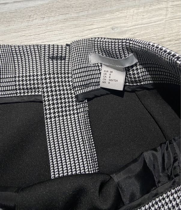 Fustă conică, achizionată din H&M