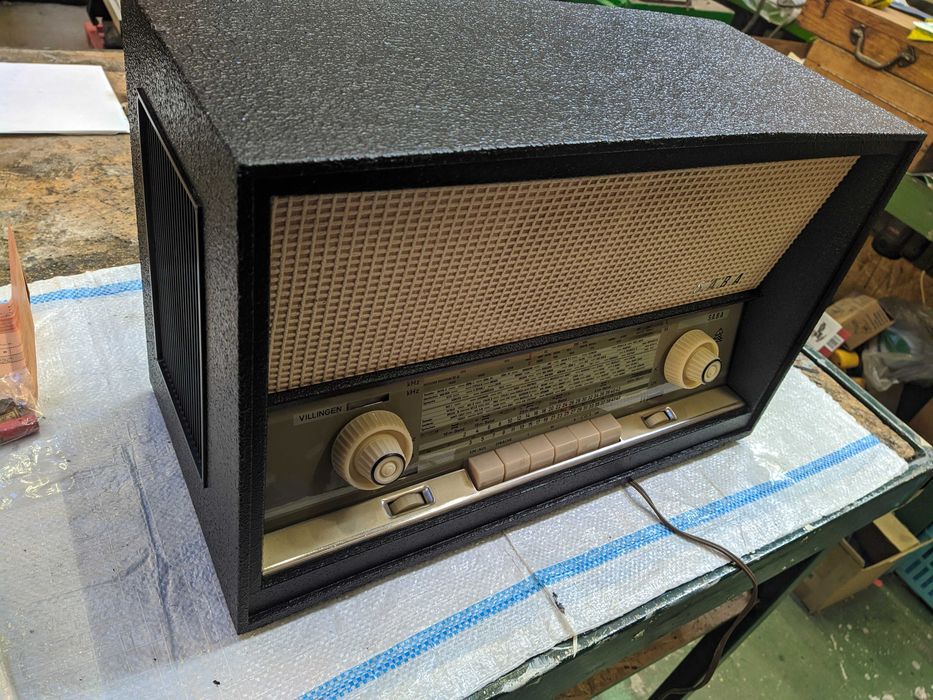 Radio vintage SABA