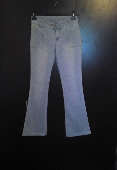 Промо оферта: Панталон Esmara, 34 / Дънки Loft, W 26 L 34 / Дънки Diesel, 27 / Дънки KappAhl, 38