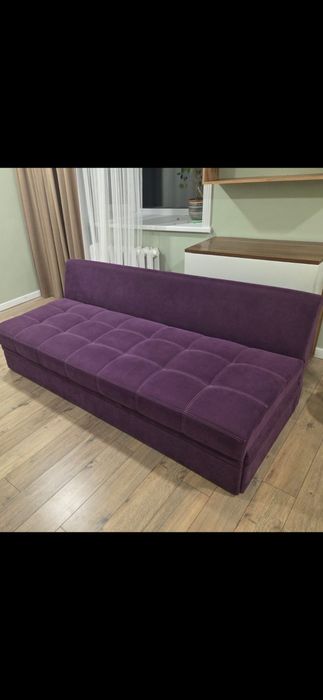 Диван б/у отличном состояние.Торг