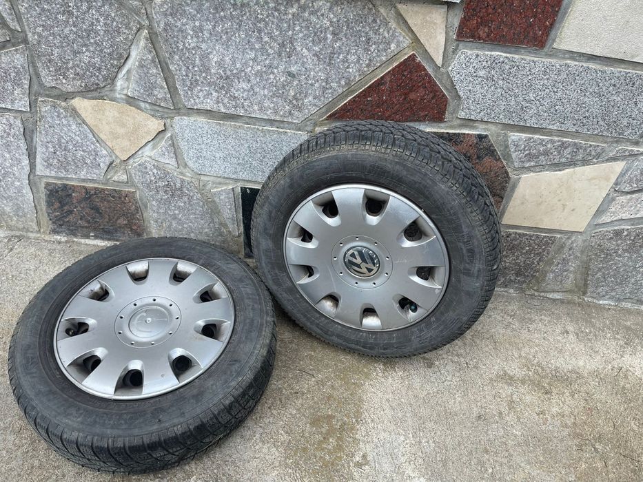 Jante pe 15 cu capace VW si anvelope iarna 195/65/R15