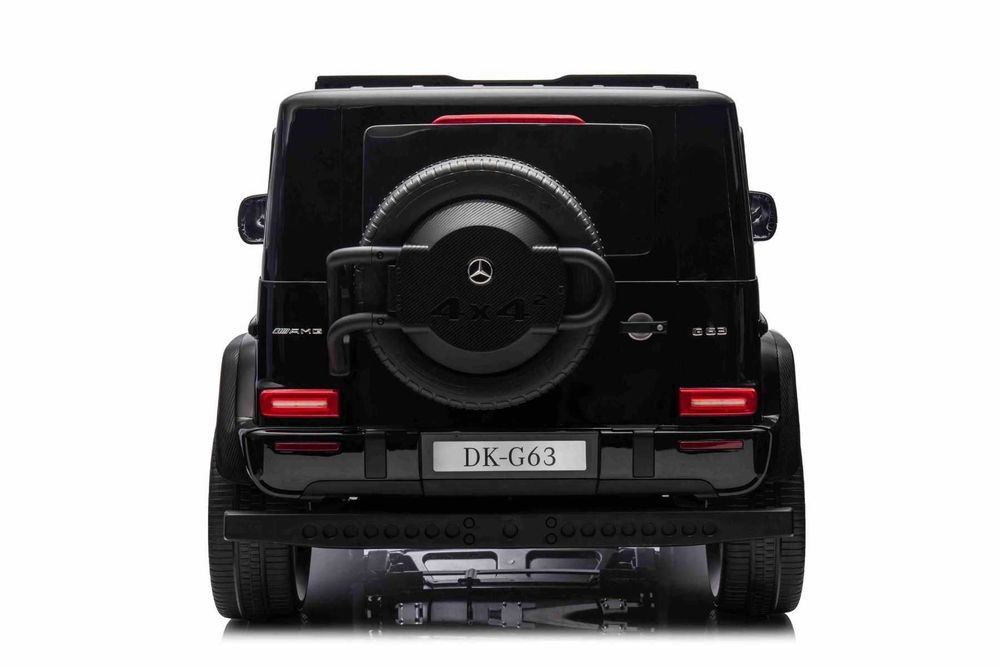 Двуместна джип G63 4X4 24V батерия,MP3, с меки гуми с Кожена седалка