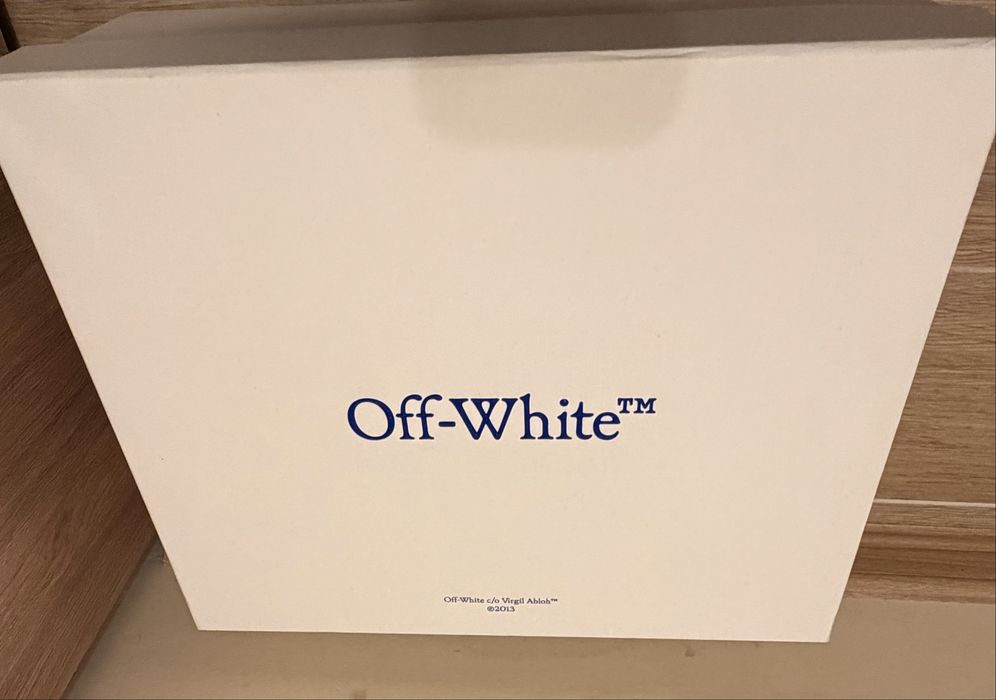 Маратонки Off White