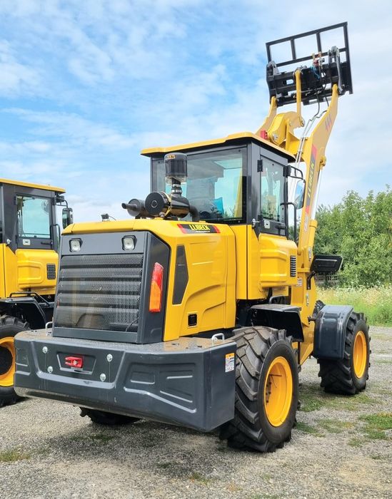 Încărcător Frontal Lubeck FR 301W- 3 tone încarcare-4.2m H. NOU 2026~Leasing/Rate