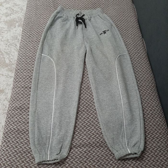 Отдам все вещи для девочек за