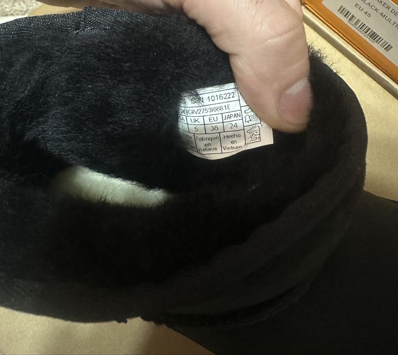 Lichidare Ghete UGG imblanite 36,38,39